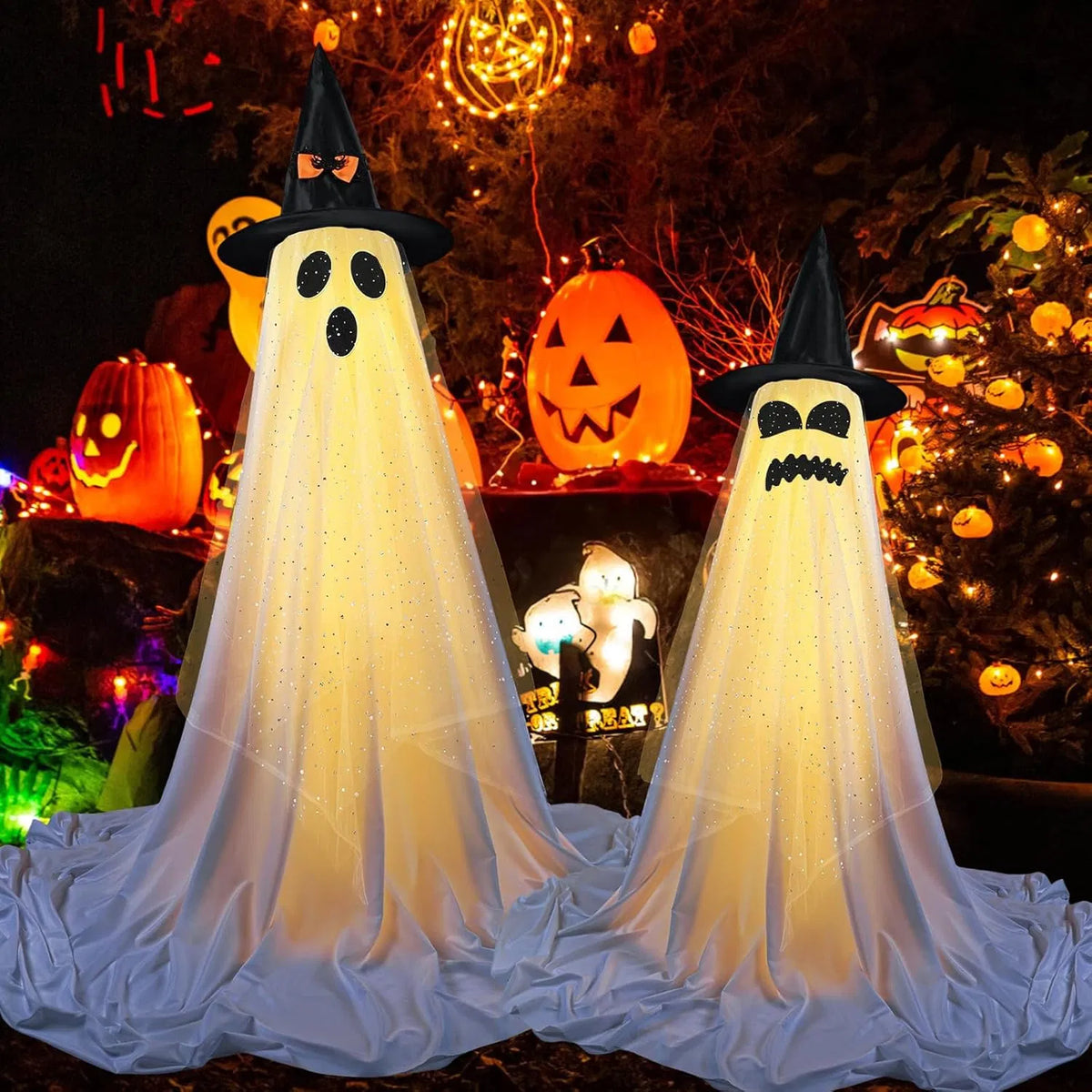 Light-up standing ghosts with witch hats
